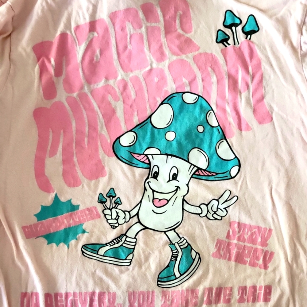 Long sleeve T shirt